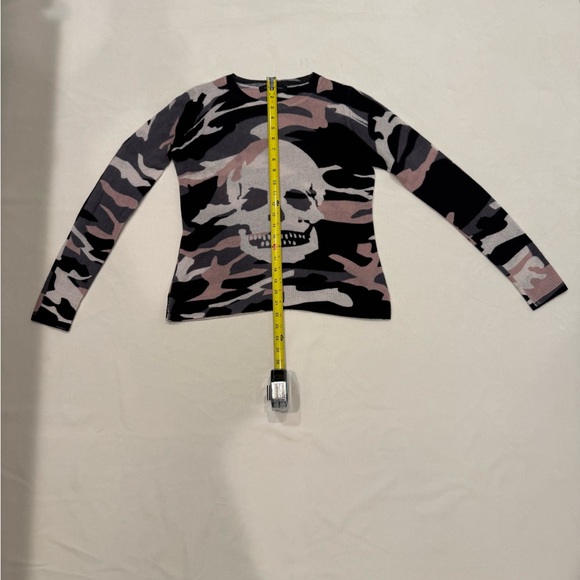 Skull Cashmere Camouflage - Black, Pink and Gray Sweater - Picture 6 of 14